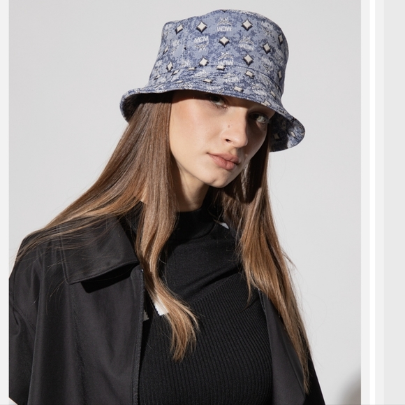 MCM visestos bucket hat Grey outside with green piping + inner lining. - Picture 12 of 16